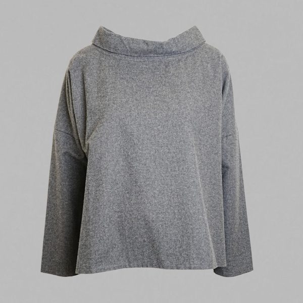 Agata loose wide collar blouse