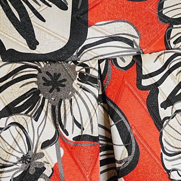 Betta midi skirt in macro flowers pattern - Image 4