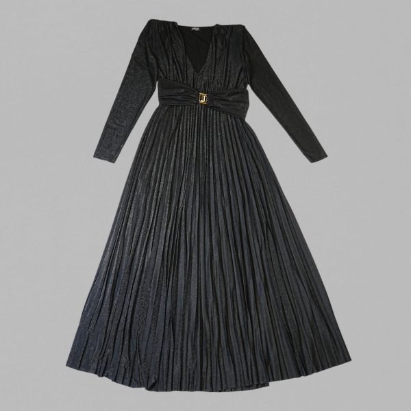 Long dress in V-neck - Image 7