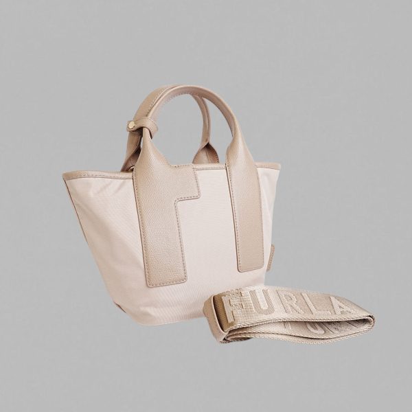Furla Piuma Tote Bag top zip fastening - Image 11