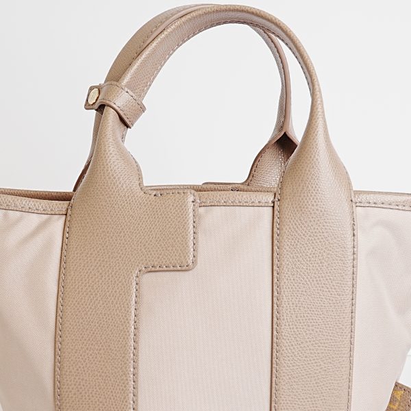 Furla Piuma Tote Bag top zip fastening - Image 12